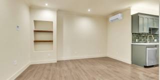 207 3rd Street Gallery 14