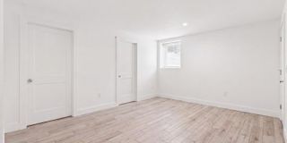 302 E Harriet Avenue Gallery 12