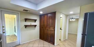 Beautifully Renovated 3 Bedroom Home in Royal Ridge Gallery 12