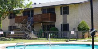 The Carriages Gallery 21