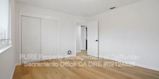 5939 Gloria Drive Gallery 16