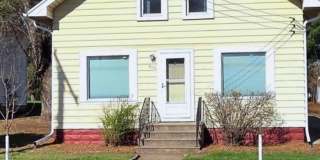 816 Starr Ave- 3+ Bedroom, 2 Bathroom Home with Oversized Garage 816 Starr Ave- 3+ Bedroom, 2 Bathroom Home with Oversized Garage Gallery 1