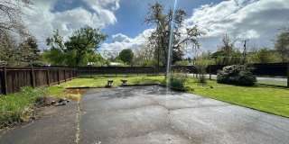 Quiet Friendly Street Neighborhood 3bd/1ba House Gallery 20