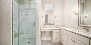 The Hub Short North Gallery 59