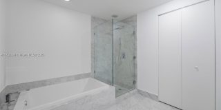 801 South Miami Avenue Gallery 17