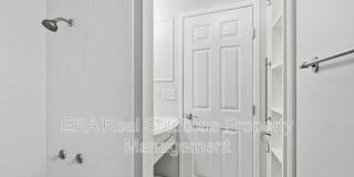 255-257 Loraine Avenue - Unit 5 Gallery 21