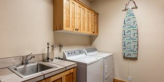 Luxury Townhome at The Cove at Eagle Mountain in Park Meadows Gallery 28