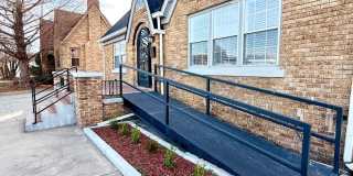 Large 4BD 2BA Home w/ Bonus Room close to Oklahoma City University!! Gallery 1