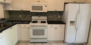 7909 Sanibel Dr 7909 Sanibel Dr Gallery 1