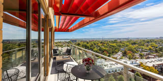 DelRay Tower Apartments Gallery 16