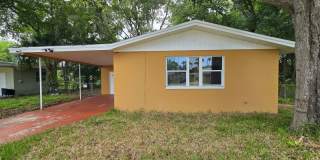 Clean 3 bedroom block home in Daytona! Gallery 3