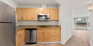 Avia Apartments on Pike Gallery 50