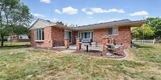 14188 Ramblewood Street Gallery 23