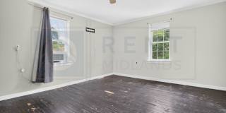 Move in to Olympia! Gallery 22