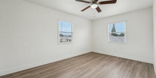 Hesperian Gallery 23