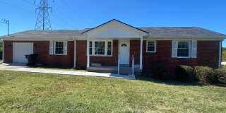 Ranch Style, Two Bedroom House in Donelson! Gallery 1