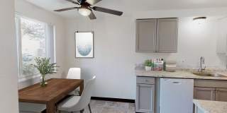 Immaculate 2 bedroom with air conditioning and washer/dryer included!! Gallery 13
