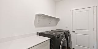 4 bedroom home in desirable neighborhood Gallery 15