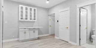 1127 W FARWELL Avenue Gallery 6