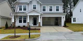 Room in 4 Bedroom at Moonbeam Dr Gallery 5