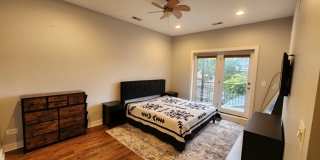 Breathtaking, 2-Bedroom, 2-Bath Condo Near Medical District Gallery 8