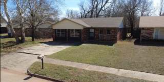 Beautiful, spacious home in Del City! Gallery 4