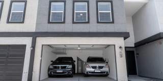 Zenn Skyview Gallery 48