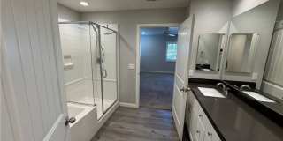 501 Villa Way Gallery 19