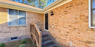 499 Coronation Drive Gallery 4