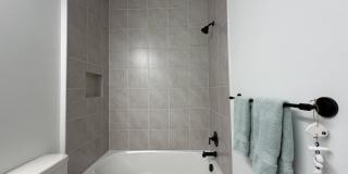 4402 Longwood Lake Square Gallery 34