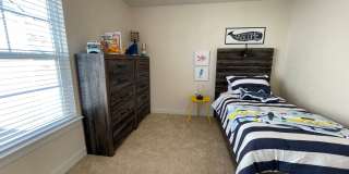 Cardinal | 4 Bed 2.5 Bath | Garage | 1895 sf | $2959-$3255 | 8, 9, 10, 12, 14, and 15 month lease terms Gallery 211