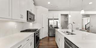 11007 MERIDIAN HILL Way Gallery 13