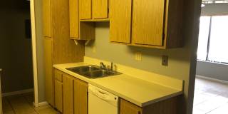 2 bed 2 bath, great location 2 bed 2 bath, great location Gallery 12