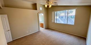 Gorgeous 3Bed/2.5Bath, 2-Story home located in Summerlin Gallery 21