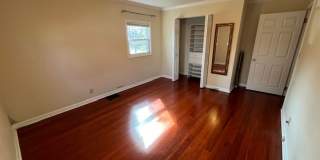 2 bed 2 bath Single Family Home in Bexley w/ Bonus Rooms Gallery 12