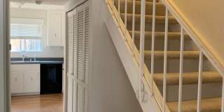 Adorable 3 Bed 1.5 Bath Covell Commons Condo ( fall Rental ) Gallery 6
