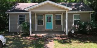 Normaltown Area Home! Available August 2026 Gallery 1