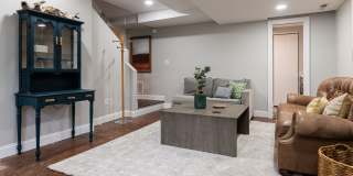 Beautifully Updated House - Awesome Montford Location Gallery 23