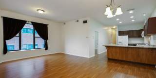 885 N Marshfield Avenue Gallery 3