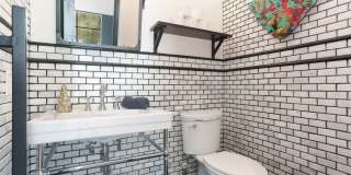 LUXURY 4-BEDROOM HOME IN ALAMO HEIGHTS Gallery 23