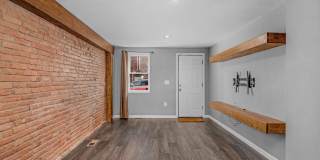 106 S REGESTER Street Gallery 3