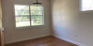 Welcome home to 933 Beck St! Gallery 16