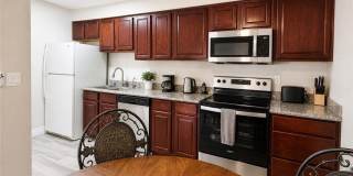 5026 River Glen Drive Gallery 8
