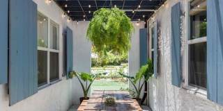 717 Forest Hill Boulevard Gallery 51