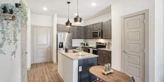 The Laredo Gallery 5