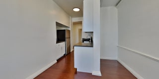 Wilshire Royale Apartments Gallery 7