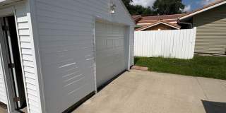 UPDATED 3 Bedroom 1 Bathroom single family home Gallery 13