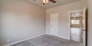3 Bed, 2 Bath, 2 Car Garage For Rent. Pet Friendly Gallery 17