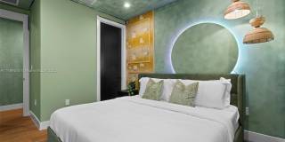 410 NW 52nd St Gallery 21