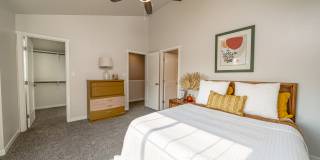 450 West Kennedy Avenue Gallery 14